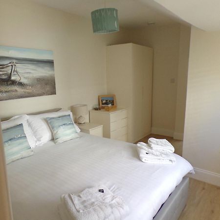 3Thedome - Luxury Ground Floor Apartment Opposite The Beach, Barton On Sea Ngoại thất bức ảnh