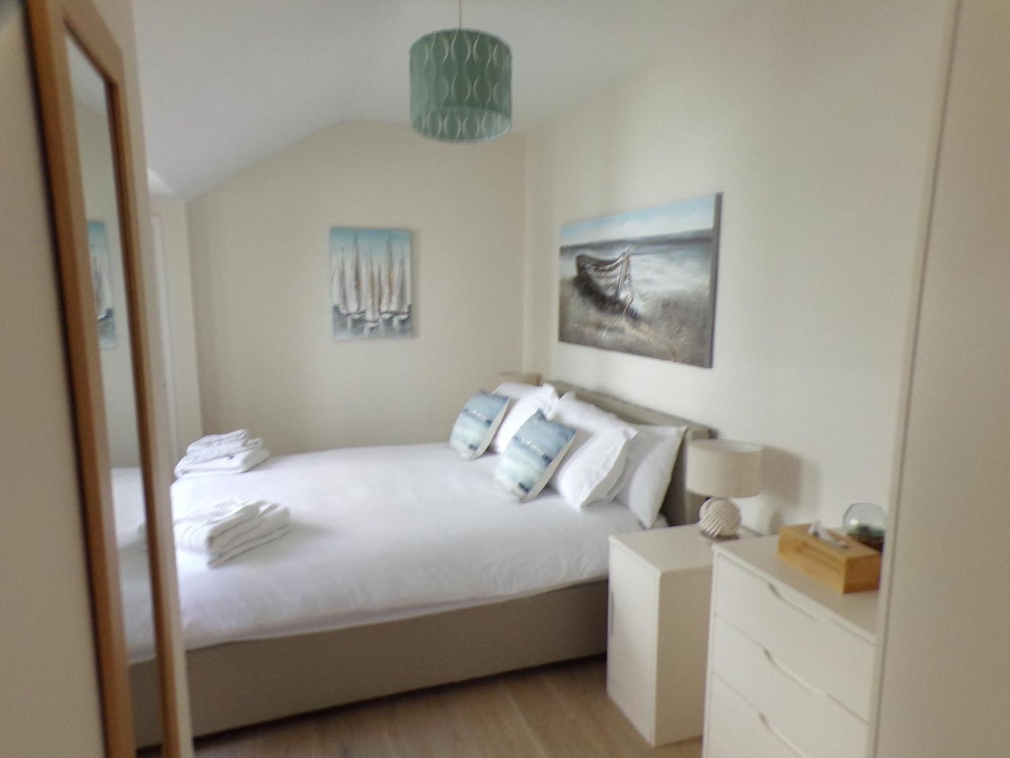 3Thedome - Luxury Ground Floor Apartment Opposite The Beach, Barton On Sea Ngoại thất bức ảnh